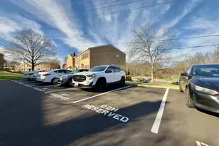 8012 Lakecrest Dr, Greenbelt, MD 20770 - Photo 29