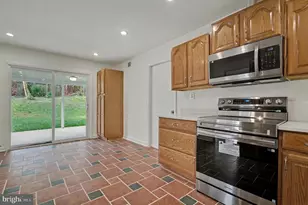 2504 Korvale Ln, Bowie, MD 20715 - Photo 5