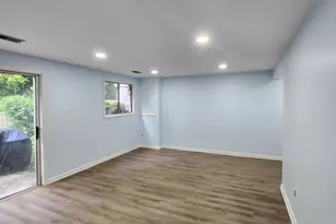 4126 Hanson Oaks Dr, Hyattsville, MD 20784 - Photo 23