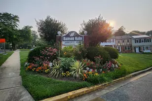 4126 Hanson Oaks Dr, Hyattsville, MD 20784 - Photo 3