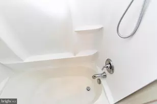 13400 Oaklands Manor Dr, Laurel, MD 20708 - Photo 29