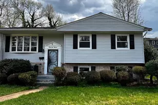 6913 Canyon Dr, Capitol Heights, MD 20743 - Photo 1