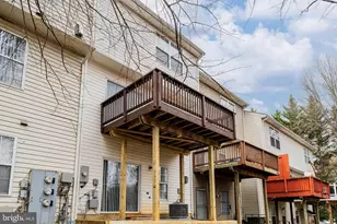 867 English Chestnut Ct, Landover, MD 20785 - Photo 25