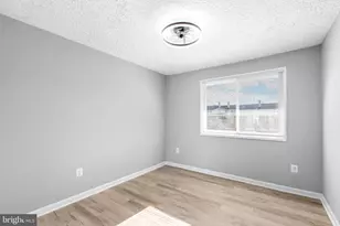 529 Wilson Bridge Dr, Oxon Hill, MD 20745 - Photo 11