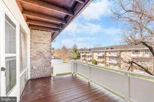 529 Wilson Bridge Dr, Oxon Hill, MD 20745 - Photo 17