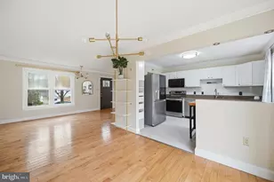 10748 Hollaway Dr, Upper Marlboro, MD 20772 - Photo 9