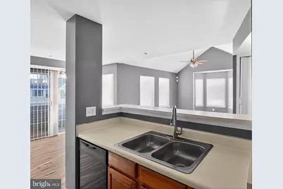 13616 Lord Sterling Place #11-8, Upper Marlboro, MD 20772 - Photo 9