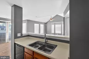 13616 Lord Sterling Pl, Upper Marlboro, MD 20772 - Photo 9