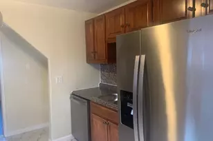 6417 Knollbrook Dr, Hyattsville, MD 20783 - Photo 5