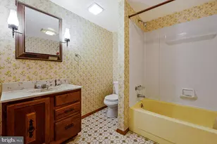 4803 Stockton Ln, Hyattsville, MD 20784 - Photo 25