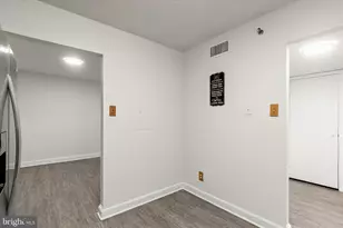 9200 Edwards Way, Hyattsville, MD 20783 - Photo 17