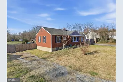 16115 Holly Drive, Waldorf, MD 20601 - Photo 3