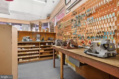 4500 Queensbury, Riverdale, MD 20737 - Photo 15