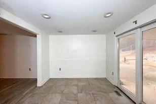 12604 Applecross Dr, Clinton, MD 20735 - Photo 7