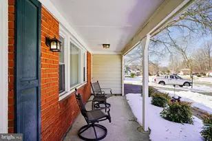 16005 Pennant Ln, Bowie, MD 20716 - Photo 13