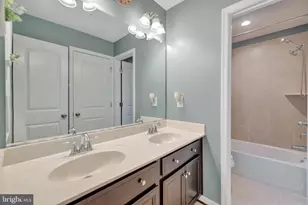 2710 Swann Wing Ct, Glenarden, MD 20706 - Photo 39