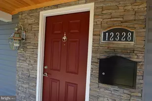 12328 Chalford Ln, Bowie, MD 20715 - Photo 9