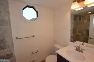 12328 Chalford Ln, Bowie, MD 20715 - Photo 35