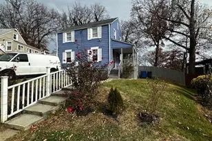 7020 Taylor Terrace, Hyattsville, MD 20784 - Photo 3