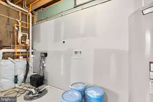 923 57th Pl, Fairmount Heights, MD 20743 - Photo 15