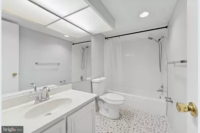 6100 Westchester Park Drive #520, College Park, MD 20740 - Photo 11