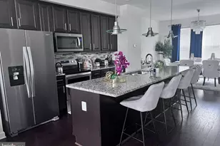 7310 Wood Pond Cir, Lanham, MD 20706 - Photo 7