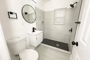 6005 Middleton Ln, Temple Hills, MD 20748 - Photo 11