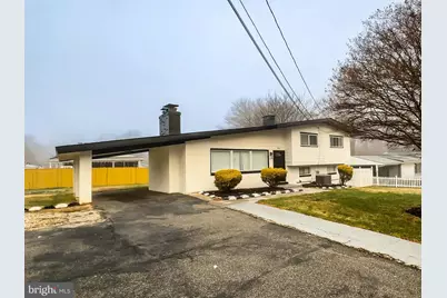 6005 Middleton Lane, Temple Hills, MD 20748 - Photo 3