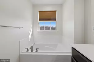 5808 Richmanor Terrace, Upper Marlboro, MD 20772 - Photo 9