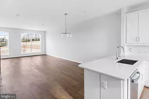 614 Catamaran Wy, National Harbor, MD 20745 - Photo 5