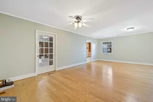 12707 Beaverdale Ln, Bowie, MD 20715 - Photo 9