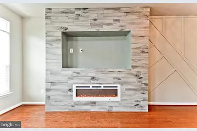 8315 Gibbs Way, Landover, MD 20785 - Photo 9