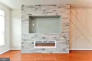 8315 Gibbs Way, Landover, MD 20785 - Photo 9