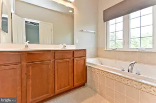 8315 Gibbs Way, Landover, MD 20785 - Photo 31