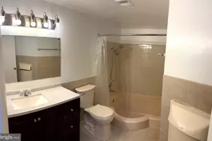 3312 Huntley Sq Dr, Temple Hills, MD 20748 - Photo 5