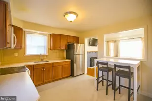 9200 Pine View Ln, Clinton, MD 20735 - Photo 9