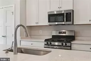 201 Garrett A Morgan Blvd, Hyattsville, MD 20785 - Photo 7