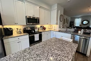 4901 Crest View Dr, Hyattsville, MD 20782 - Photo 9