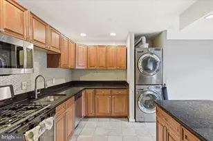 8459 Greenbelt Rd, Greenbelt, MD 20770 - Photo 11