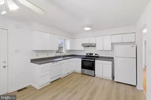 4904 Hollywood Rd, College Park, MD 20740 - Photo 9