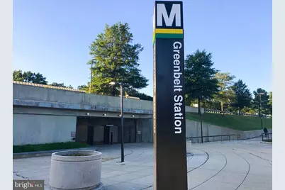 4904 Hollywood Road, College Park, MD 20740 - Photo 31