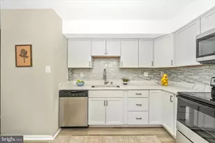 7411 Shady Glen Terrace, Capitol Heights, MD 20743 - Photo 7