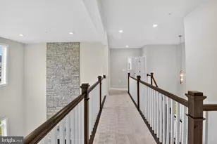 6822 Fountain Pk Dr, Glenn Dale, MD 20769 - Photo 11