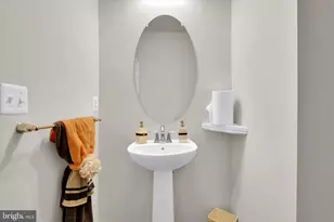 15301 Kettlebaston Ln, Upper Marlboro, MD 20774 - Photo 11