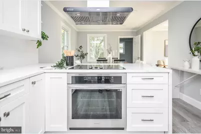 7009 Adelphi Road, Hyattsville, MD 20782 - Photo 11