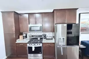 7232 Barrberry Ln, Beltsville, MD 20705 - Photo 3