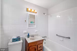 56 Crescent Rd, Greenbelt, MD 20770 - Photo 5