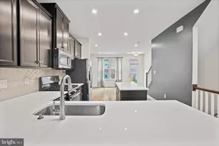 2808 Devonshire Clfs Ter, Hyattsville, MD 20782 - Photo 3