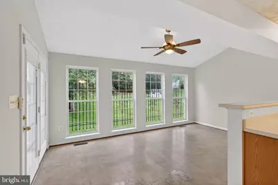 8508 Hillview Road, Landover, MD 20785 - Photo 17