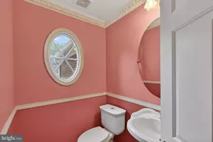 8508 Hillview Rd, Landover, MD 20785 - Photo 31